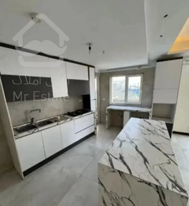 ۱۰۳متری / خوش نقشه / ۲ پارکینگ