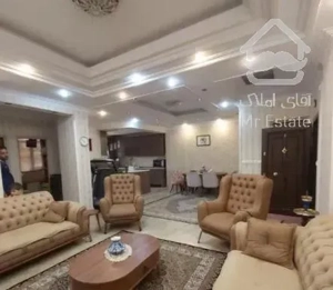 آپارتمان ۸۲ متری ۸ ساله فول کاشانی (اباذر )