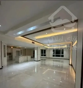 آپارتمان 210 متری 3 خوابه