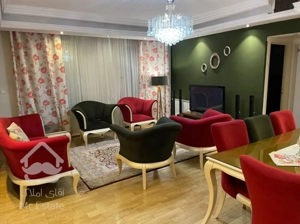 ۸۰متر۲خ ۸ساله سالن پرده خور در سازمان برنامه