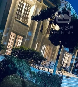 ۷۵۰ متر ویلا دربست ۳ واحد مجزا نوساز شهرک غرب