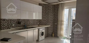 آپارتمان ۱۱۸ متری آجودانیه