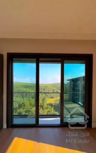 واحد۱۱۰متری/فول/تهاتر/برج/ارتش ویو دار