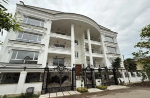 ۱۵۰ متر نوساز سه خوابه سویر لوکس شهر زیبای رامسر