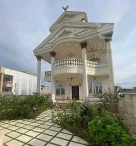 کاخ ویلا ۳۵۰ متری سند تک برگ استخرداخل