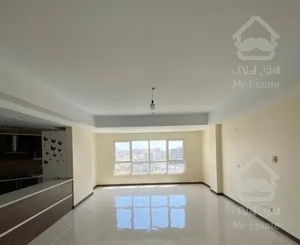 آپارتمان‌،۱۳۶ متر‌،۲ خوابه،برج های هانا