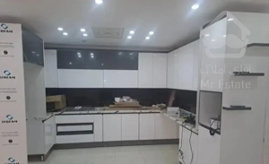 ۱۰۵ متری شبنم ها