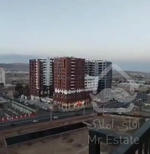 برج های روبروی بوستان/۴خوابه/زعفرانیه/کلیدنخورده