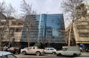 آپارتمان ۱۲۰۰ متری ۴ طبقه نبش خ دمشق بر خ مظفر