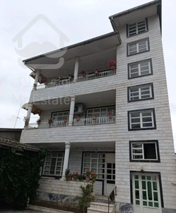 رهن کامل طبقه ۲ شهرک عباس آباد بر خیابان فاز ۲