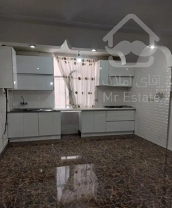 اپارتمان  ۴۰ متری پاسدار گمنام