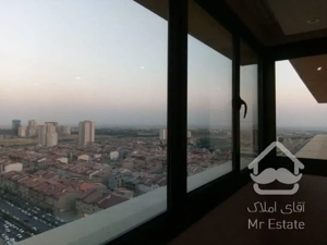 ۹۰ متری / در حد کلاس جهانی/ بینظیر