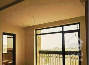 ۱۱۵متر طبقه ۶ پونک ۴ ساله فول