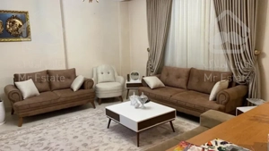 خرید واحد ۷۷ متری روبروی دریاچه