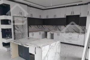 155 متر دو نبش تماما پنجره نورانی*لاندری واش*