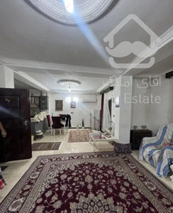 آپارتمان تک واحد طبقه دوم رهن کامل ١٠٠متری