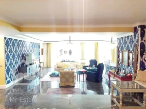 فروش ۲۰۵متر با سی متر حیاط اختصاصی. بازسازی شده. کوهسار