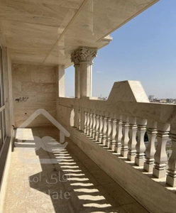 160متر پنجر قدی سه پارکینگ بالکن سرتاسری ۳ تراس