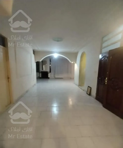 ۱۹۰ متر سه خواب همایونشهر جنوبی