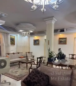 ۱۴۰ متر سه خواب فول امکانات سالن پرده خور