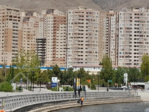 ۱۰۰ متر ۲ خواب پیش فروش برج مجلل