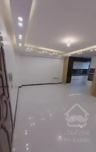 دریاچه‌چیتگر ۶۴ متری /خوش‌نقشه/فول امکانات /وام