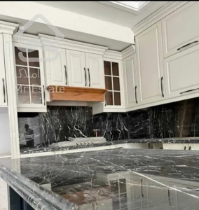 ۱۲۵متر نوساز/ زرگنده/ آکواریوم نور/ ویو