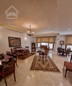 240متر پائین سیزدهم پاگرد مجزا /غرق نور