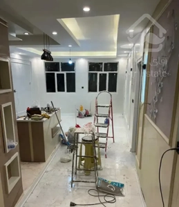 فرروشی خیابان فروغی