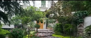 ویلایی  ۱۵۰متر زمین با ۲۸۰متر بنای قابل سکونت
