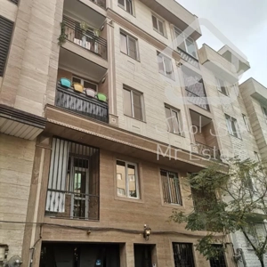 81متر فول امکانات 8ساله واقعی در شهر زیبا بلوار تعاون