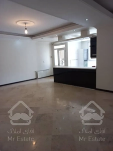 زیر قیمت/سه خوابه /دو بر نورگیر