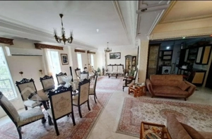 اجاره 130 متری تک واحدی در محوطه کاخ