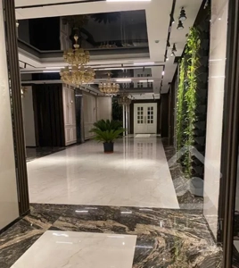 آپارتمان ۲۱۰ متری کلید نخورده ۱۰ ساله نیاوران