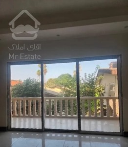 آپارتمان ۱۶۰متری/کلید نخورده