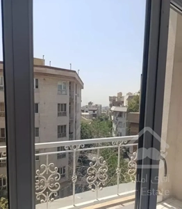 فروش فوری آپارتمان 150متری ، قلهک