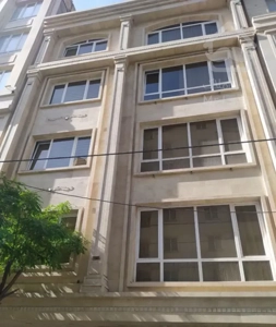 فروش آپارتمان ۱۳۰ متری ۳ خوابه در صیاد شیرازی