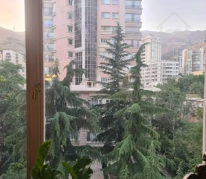 آپارتمان در یکی ازبهترین برجهای منطقه زیرنرخ بازار