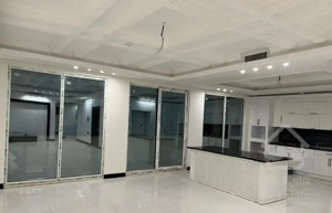 ۱۳۵ متر ۳ خوابه فول ۲ سال ساخت صارمی ( سرو ۲ )