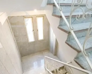 پونک معین ۶۸ متر ۲ خواب با پارکینگ ویودار