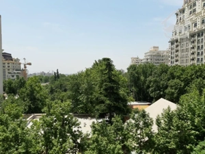 آپارتمان۲۵۰متر نیاوران تراس قابل چیدمان فول نورگیر