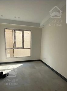 فروش ملک نوساز ۳طبقه در شهرک راه آهن