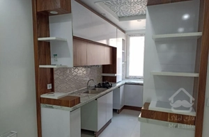آپارتمان  نوساز خاوران خ میرزاده ک ملایری