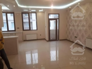 ۸۳ متر / کلید نخورده / دوکله نور