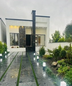 ویلا باغچه مدرن نقلی شهرکی سند تک‌برگ