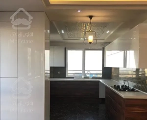 آپارتمان  ۱۳۵متری