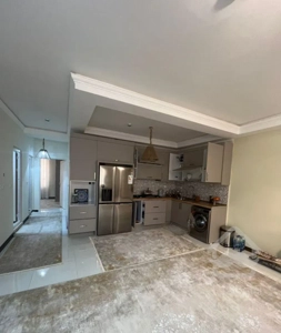 100 متر بنفشه