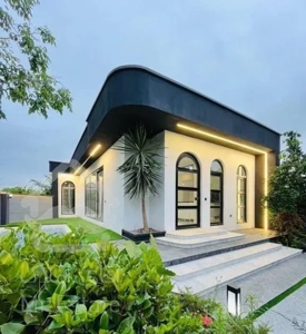 ویلا نما مراکشی۳۰۷متری/استخرچهارفصل/شهرک با اصالت