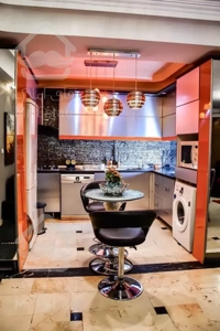 ۱۰۰متر آپارتمان مسکونی در سازمان برنامه