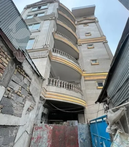 اپارتمان ١٠٠متری(میدان کیاشهر)کد٠۴٩